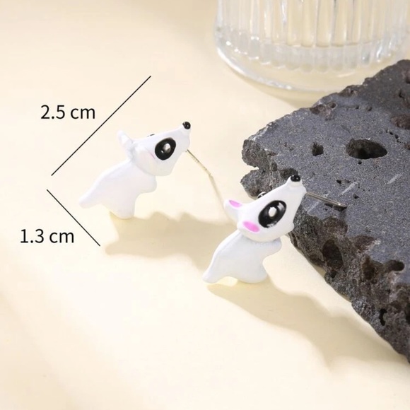 🐶 Adorable Cartoon Doggie Dog Puppy Stud Earrings 🐶 - Picture 4 of 5